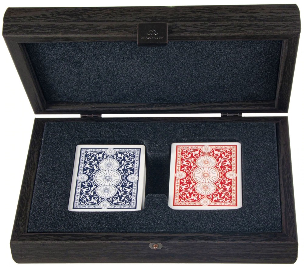 Карти за игра - Две тестета в луксозна дървена кутия с кожено покритие - карти