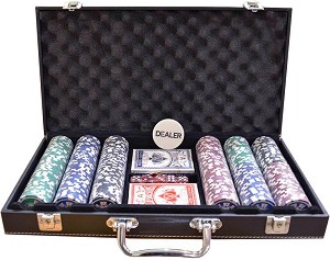 Комплект за покер в кожено куфарче - С 300 чипа с номинали - продукт