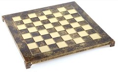 Шах - Древногръцка митология - Луксозен комплект в дървена кутия с размери 20 x 20 cm - игра