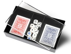 Карти за игра и зарове - Два комплекта в  пластмасова кутия - игра